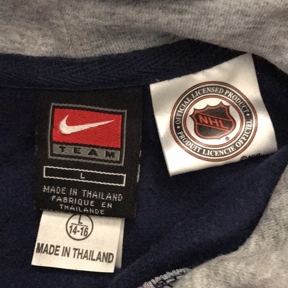 Nike Maple Leafs hoodie - Picture 2 of 7